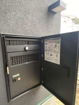 宅配ボックス