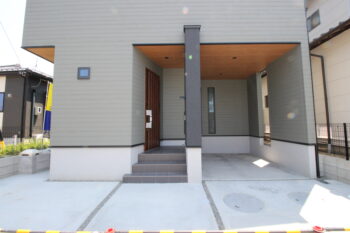 岩倉新築分譲住宅✡玄関まわり