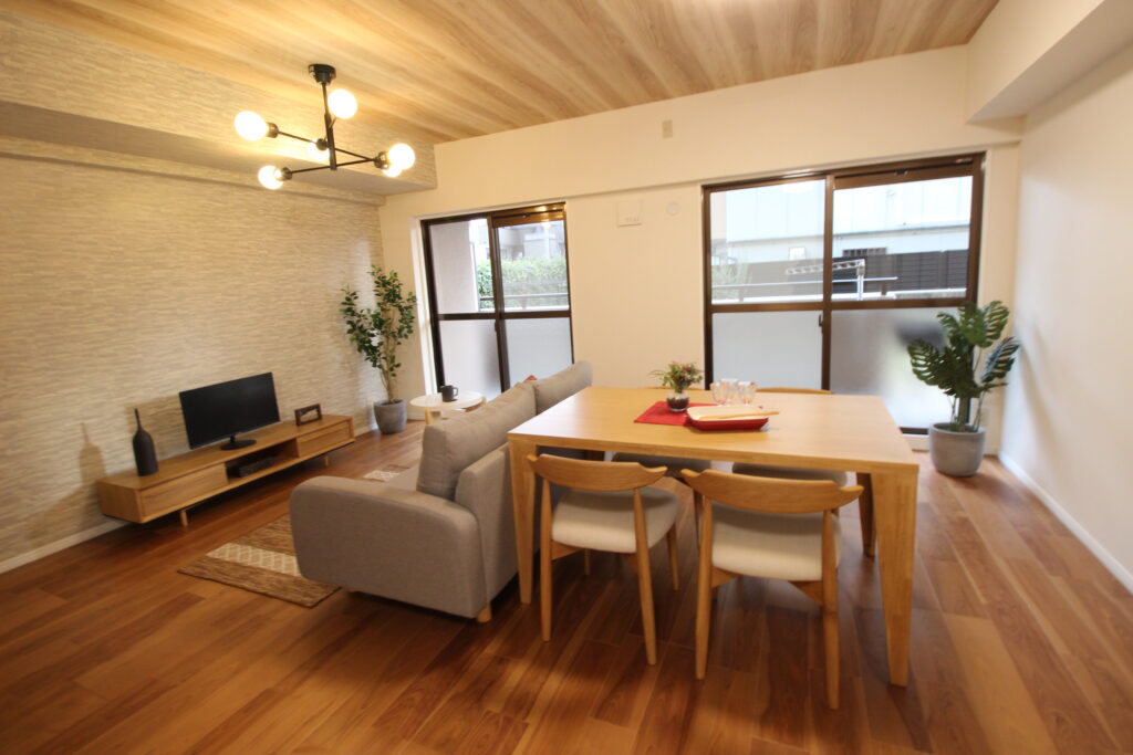 ナチュラルモダンリフォームのbefore　after